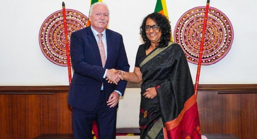 Netherlands Steps In to Help Rebuild Bridges